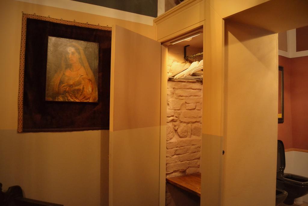 Sanpolo 1544 Antique Room อูร์บีโน ภายนอก รูปภาพ